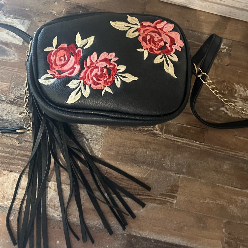 Like NEW, black and rose pattern, crossbody bag!